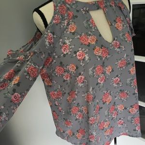 Cold shoulder ruffle flower print blouse